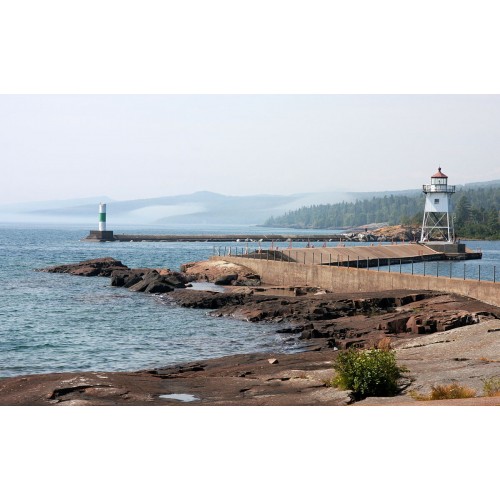 Grand Marais/Housekeeper, Breakfast attandant, Lobby Bar