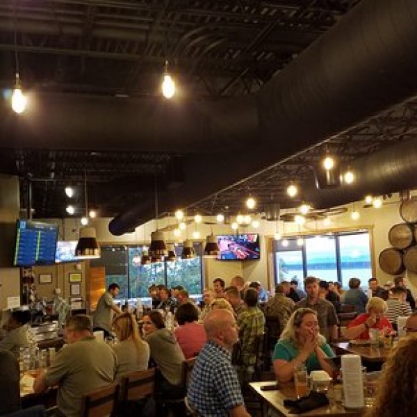 Anchorage/Busser, Server