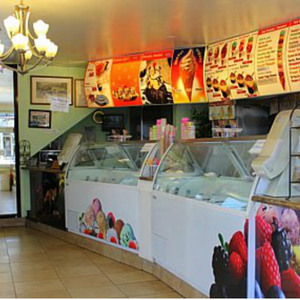 Laguna Beach/ice cream sales person