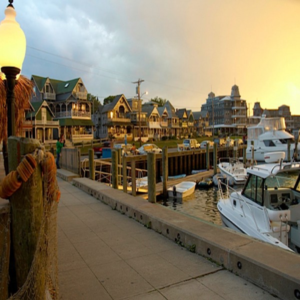 Martha's Vineyard/ Sales associates